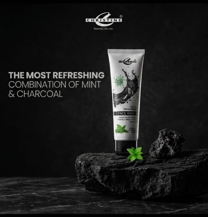 Christine Whitening Mint & Charcoal Face Wash